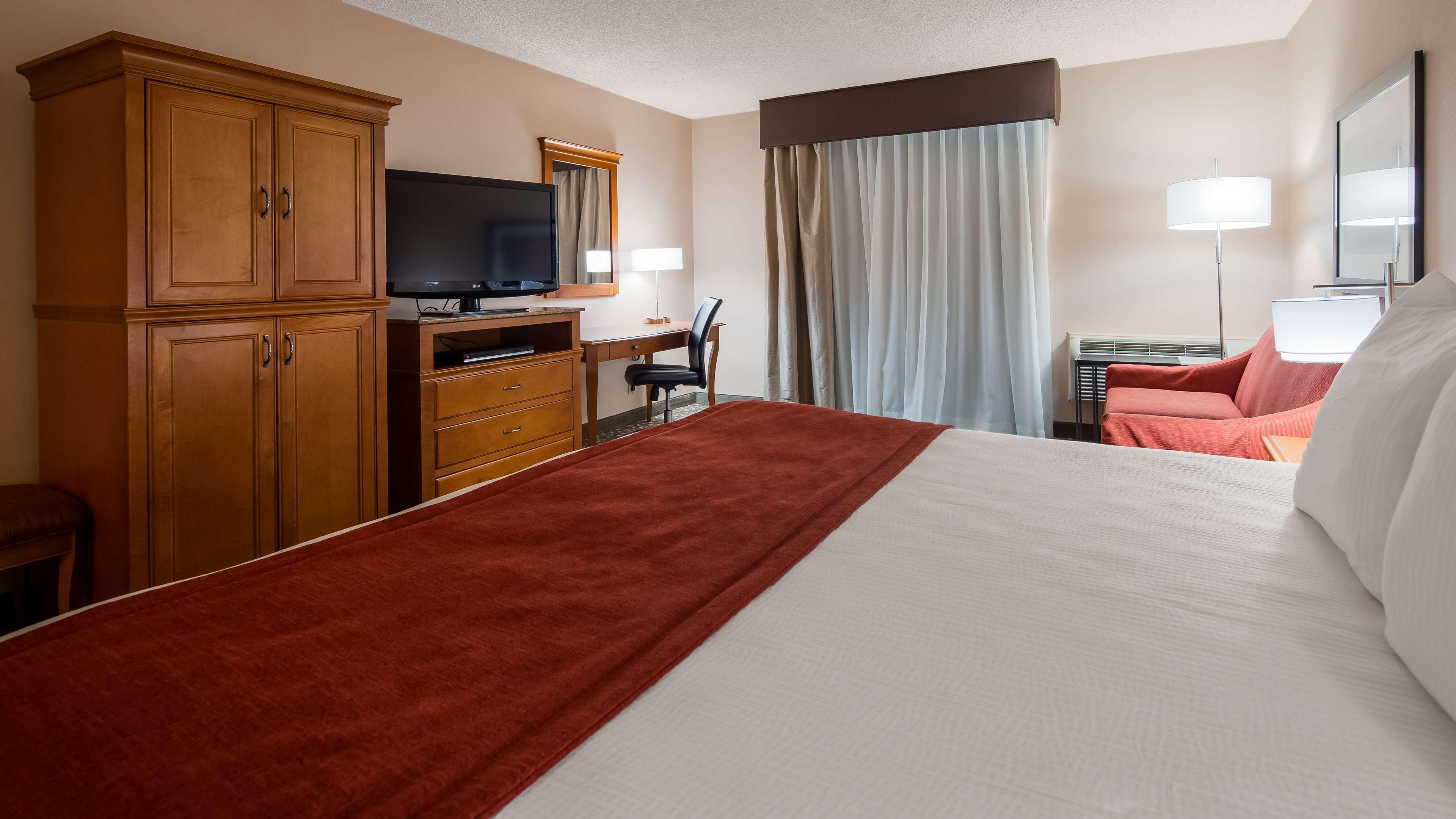Best Western Plus Oak Harbor Hotel And Conference Center Экстерьер фото